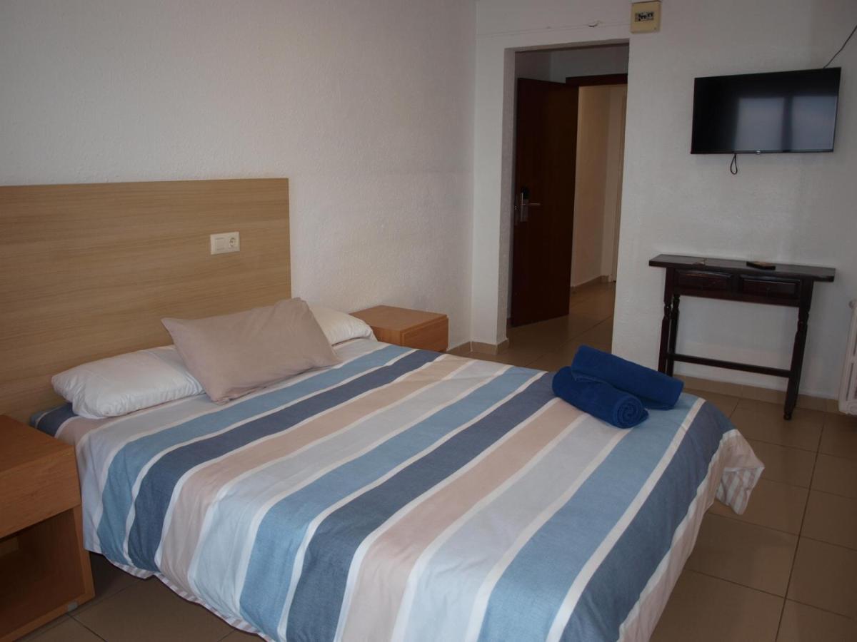 Hostal Mozaik Lloret Lloret de Mar Bagian luar foto
