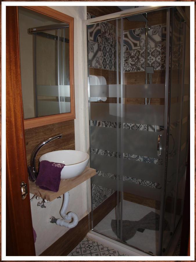 Hostal Mozaik Lloret Lloret de Mar Bagian luar foto