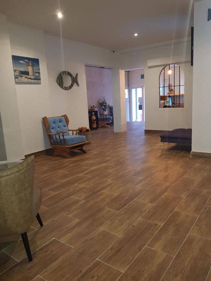 Hostal Mozaik Lloret Lloret de Mar Bagian luar foto