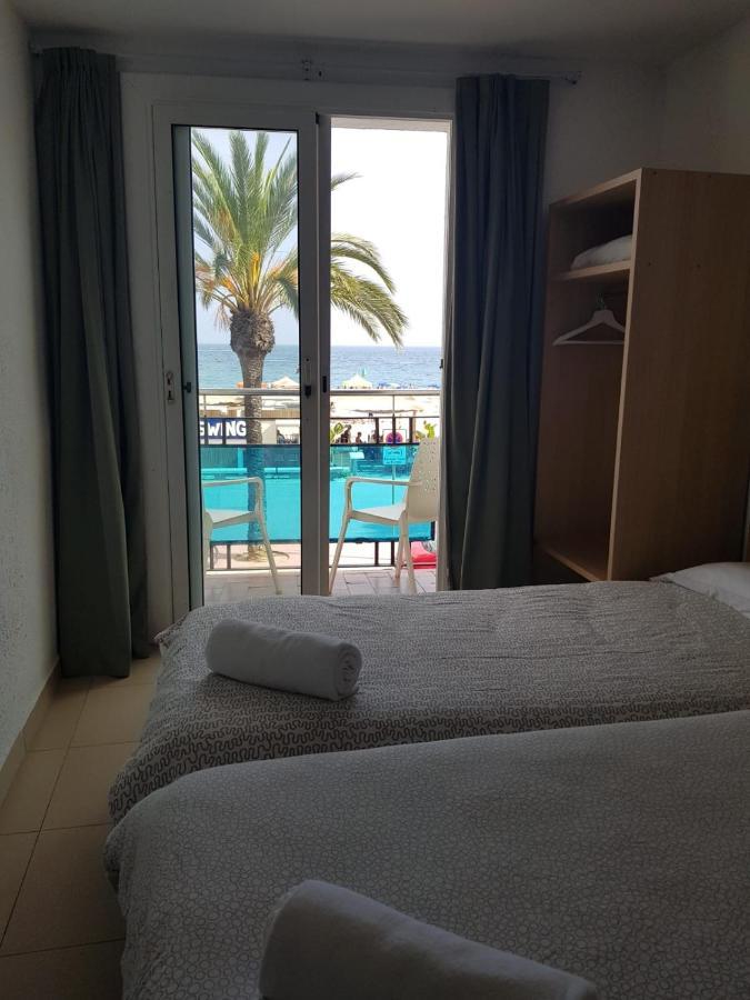 Hostal Mozaik Lloret Lloret de Mar Bagian luar foto